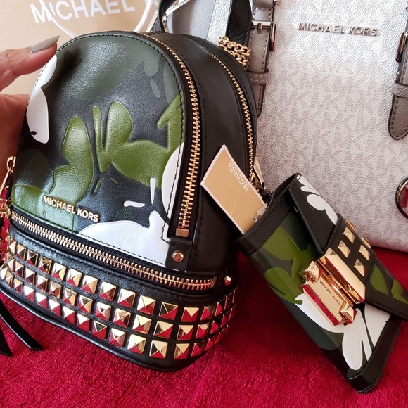 Mk wallet &Mk back pack match main image 3